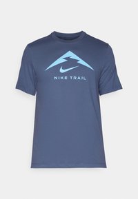 M NK DF TEE TRAIL LOGO - Športne majice - thunder blue/university blue