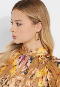 Guess I DID IT AGAIN - Náušnice - yg