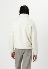 Jack & Jones JJBRADLEY mleczny