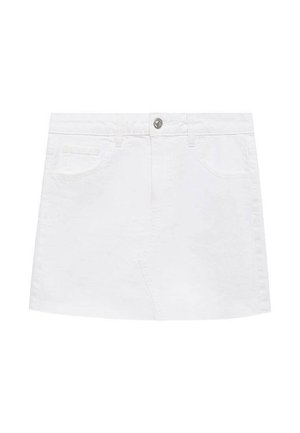 Fustă din denim alb cu croială dreaptă, dotată cu buzunare la spate, închidere cu nasture în față și detalii minime de cusătură.