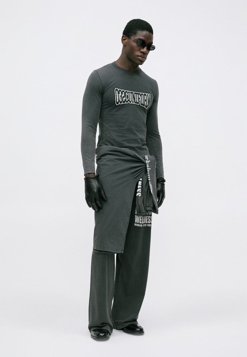 032c ONE DOLLAR BILL UNISEX - Hosszú ujjú felső - faded black