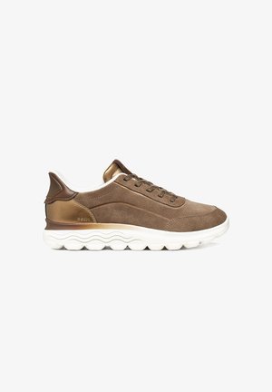Geox, GEOX DAMEN - SNEAKER SPHERICA PLUS BRAUN 39 - Skateschoenen - braun