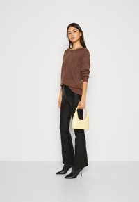VILA VIRIL O NECK  - Pullover - shaved chocolate