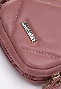WITTCHEN COLLECTION - Umhängetasche - pink