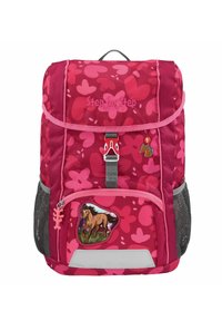 Unselected, wild horse nora