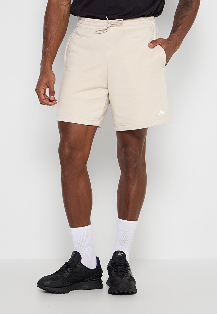 New Balance Shorts beige