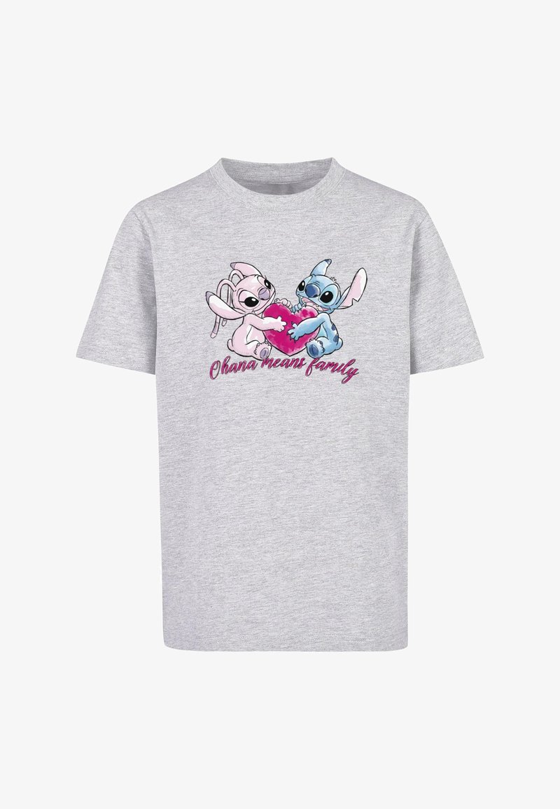 Grijze katoenen T-shirt met een speelse grafiek van twee cartoonfiguren die een roze hart vasthouden, met de tekst "Ohana betekent familie" eronder.