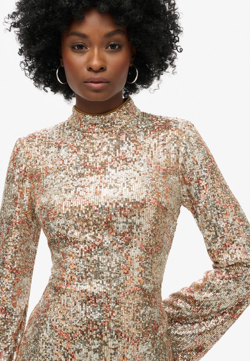 slim fit dress slacks Reagan Fitted Sequin Dress - Gold Metallic Treasure Box Sequin Knit – The  Islands