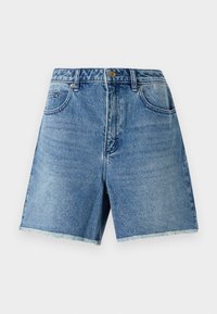 Shorts in denim azzurro chiaro, con vita alta, chiusura con bottone, tasche frontali e orlo sfrangiato per un fit rilassato.