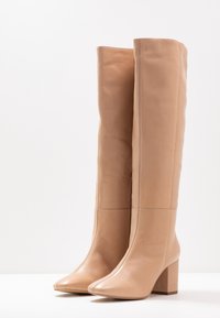 mint&berry Botas - nude