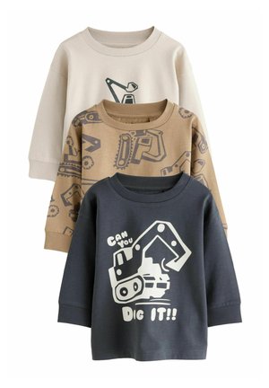 Trzy długie rękawy bluzy z okrągłym dekoltem: beżowa z grafiką koparki, brązowa z wzorami maszyn oraz granatowa z napisem "Can you dig it?".