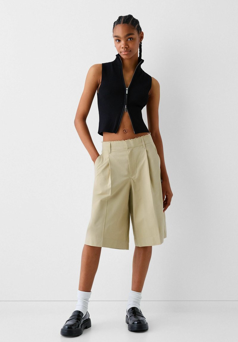 Bershka Shorts camel Bershka Shorts camel