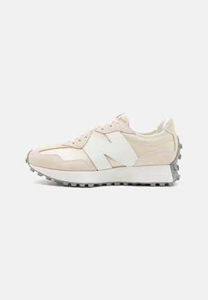 New Balance, Baskets basses - off-white