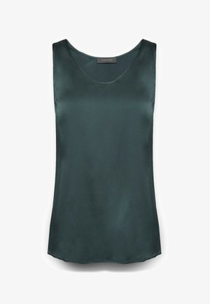Satin donkergroene mouwloze top met een ronde halslijn en een soepele textuur, met een licht afgeronde zoom en zonder zichtbare hardware.