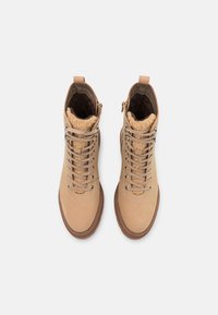 Anna Field Stivaletti con plateau - beige