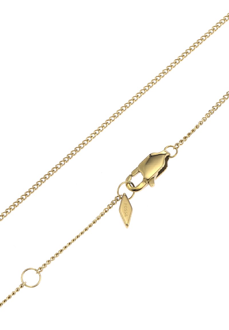 Collana in metallo dorato con chiusura a moschettone, dotata di un piccolo ciondolo con incisione "FOSSIL". La catena presenta un design attorcigliato e una fine trama.