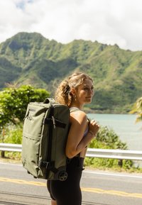 Sons of Aloha 2IN1 CARRY-ON TROLLEY & BACKPACK KANE - Trolley - olive/green