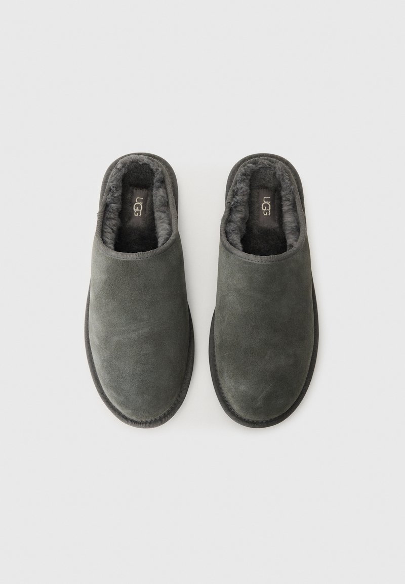 UGG CLASSIC SLIP ON - Mules - magnolia leaf