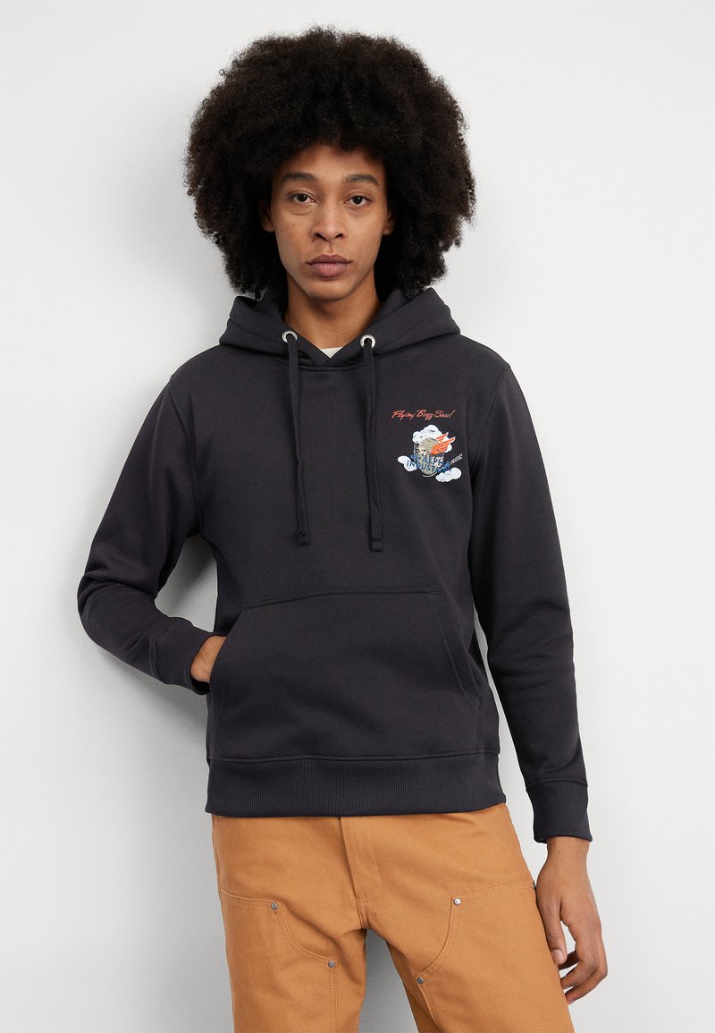 Fekete kapucnis pulóver pamut keverékből, elülső zsebbel, állítható húzózsinórral és színes hímzett grafikával a mellkason.