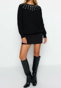 Trendyol Maglione - black