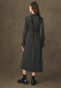 Next PINSTRIPE TALL REGULAR FIT - Paitamekko - black white stripe