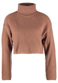 Pull court à col roulé dans une texture en tricot côtelé marron chaud, avec des manches longues et un col ajusté. Design simple sans ornements supplémentaires.