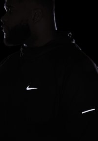 Nike Performance SPHERE MILER - Running jacket - burgundy crush burgundy crush