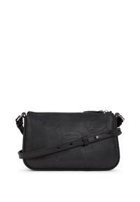 Borsa a tracolla nera in pelle con motivo logo perforato. Presenta una chiusura con zip e una tracolla regolabile. Texture liscia con bordi arrotondati.