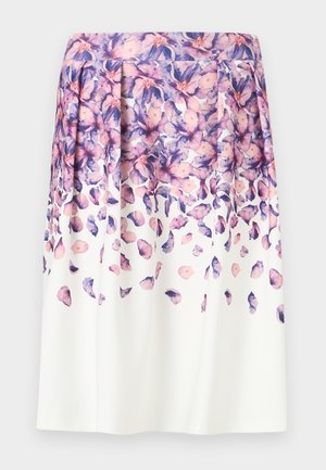 Λευκή φούστα με ροζ και μοβ λουλουδένιο μοτίβο συγκεντρωμένο στη μέση, που ξεθωριάζει σε διάσπαρτα πέταλα προς το τελείωμα.