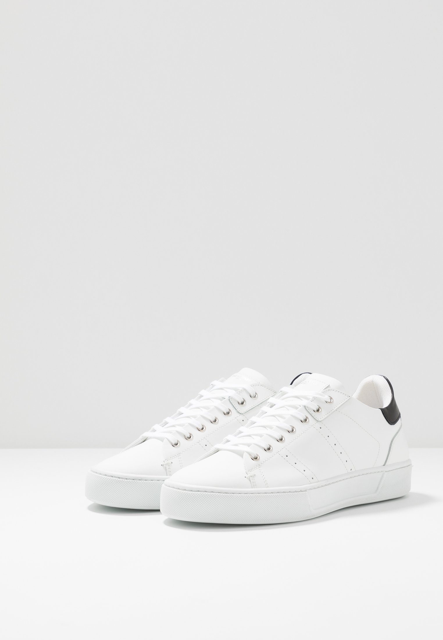 The Kooples Joggesko whiteblack Zalando.no The Kooples Joggesko white Zalando.no
