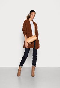 Marc O'Polo DENIM OVERSIZED LONG OPEN CARDIGAN WITH FRONT PATCH POCKETS - Casaco de malha - autumn leaf