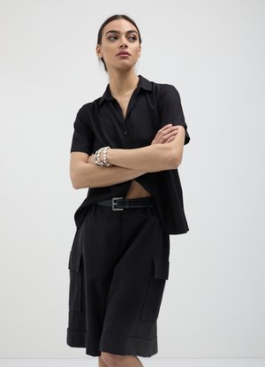 Calliope BERMUDA CON TASCONI  - Shorts - nero