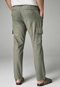 Next ELASTICATED DRAWSTRING  - REGULAR FIT - Kargopüksid - khaki green