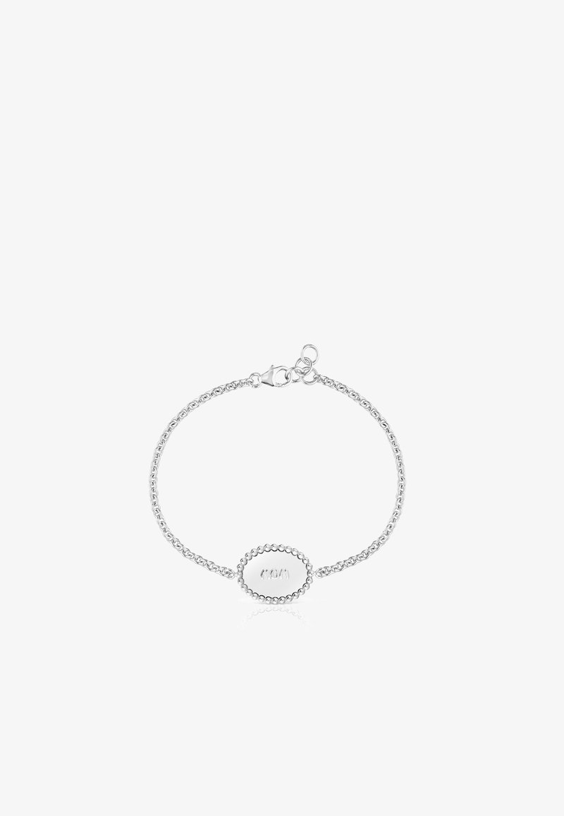 Pulsera de cadena de plata con una etiqueta ovalada central grabada, eslabones texturizados y cierre de langosta.