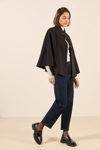 BENOA MANDY - Cape - noir