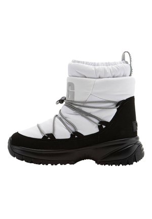 Schwarz-weißer Winterstiefel mit einem gepolsterten Schaft, einem elastischen Kragen, Zugbändern und einer strukturierten Gummisohle für besseren Halt.