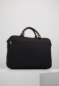 Barbour Pasta - navy