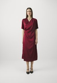 Bruuns Bazaar - RAISELLA NEMI DRESS - Cocktailkleid/festliches Kleid - oxblood Thumbnail-Bild 1