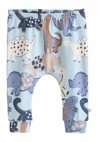 Lichtblauwe broek met een herhaald dinosaurussenprint in tinten van marineblauw, crème en bruin, voorzien van een elastische tailleband en opgerolde zomen.