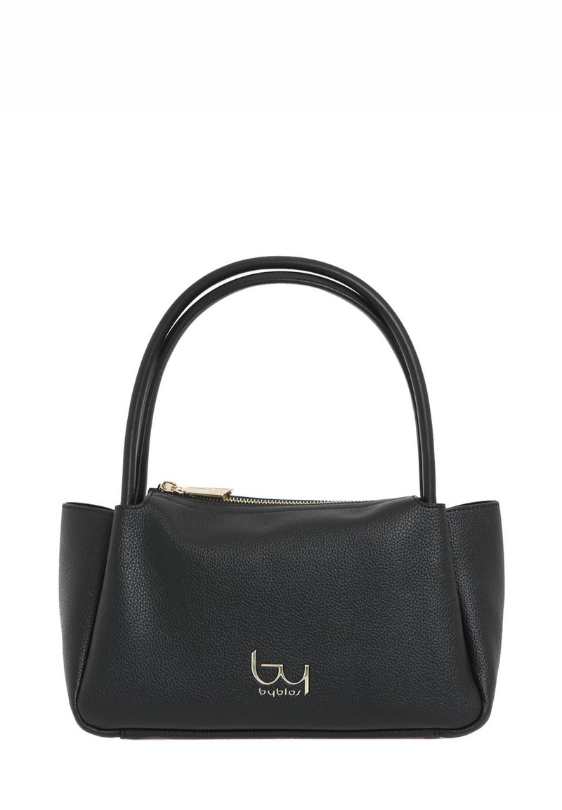 Borsa a tracolla in pelle nera con due manici arrotondati, chiusura con zip e un accento del logo dorato sul davanti. Materiale testurizzato e forma strutturata.