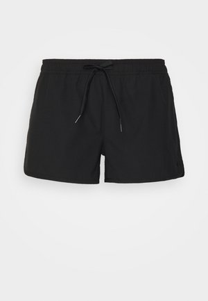 Zwarte zwembroek met een elastische tailleband en trekkoord, voorzien van een gladde textuur en rechte pijpopeningen.