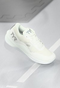 TYR CXT2 COURT UNISEX - Edzőcipő - white