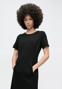 Marc Cain Rochie din jerseu - black