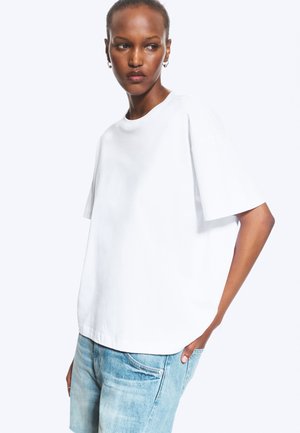 Weekday, DANYA BOXY - Camiseta básica - white light