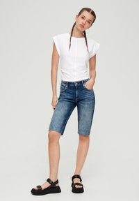 QS Jeansshort - ozeanblau