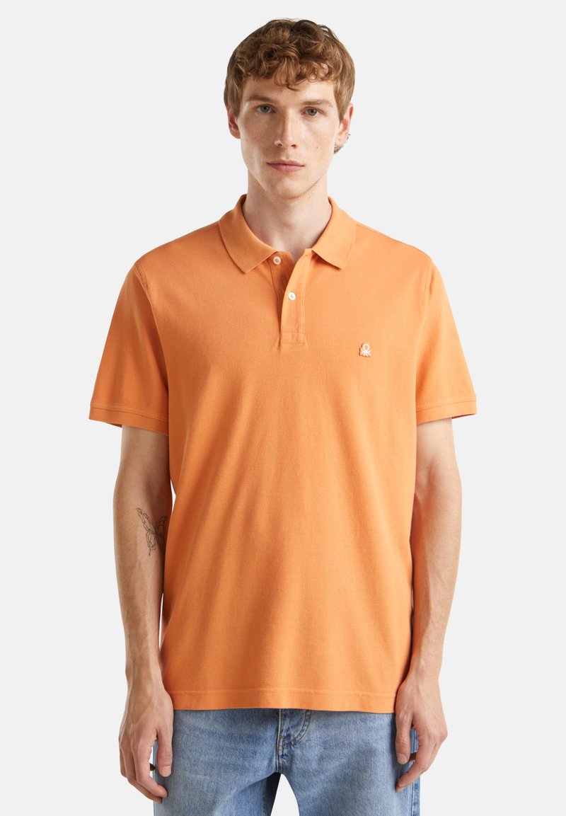 United Colors of Benetton REGULAR FIT pomarańczowy