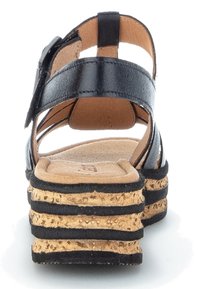 Gabor Plateausandalette - schwarz