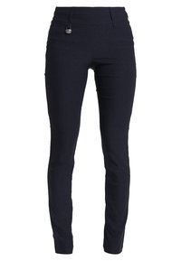 Pantalons extensibles bleu marine avec une coupe slim, dotés d'un devant plat, de passants de ceinture, de poches arrière et d'une fermeture à bouton simple à la taille.