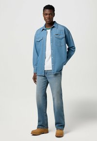 Wrangler Loose fit -farkut - authentic medium
