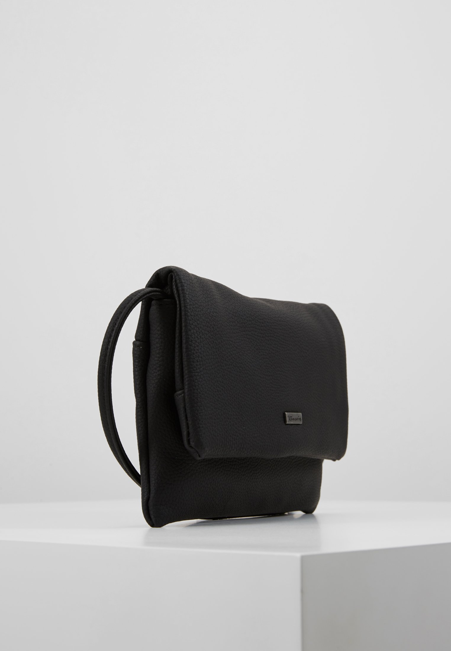 Tamaris LOUISE CROSSBODY BAG Skulderveske black Zalando.no Tamaris LOUISE CROSSBODY BAG Skulderveske black Zalando.no